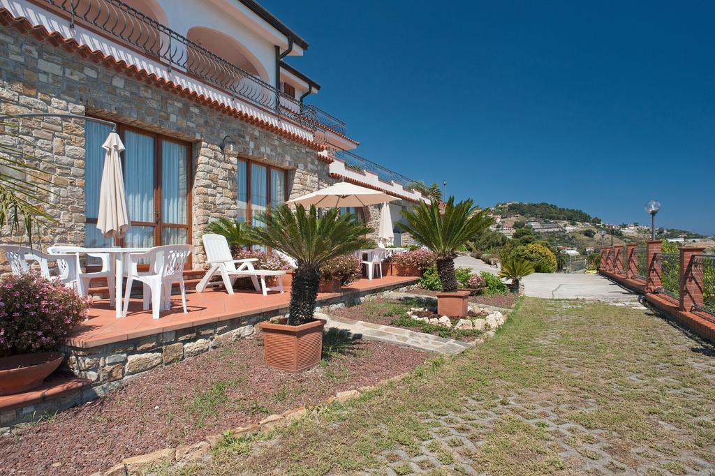 סנרמו Le Terrazze Appartamenti Vacanze מראה חיצוני תמונה