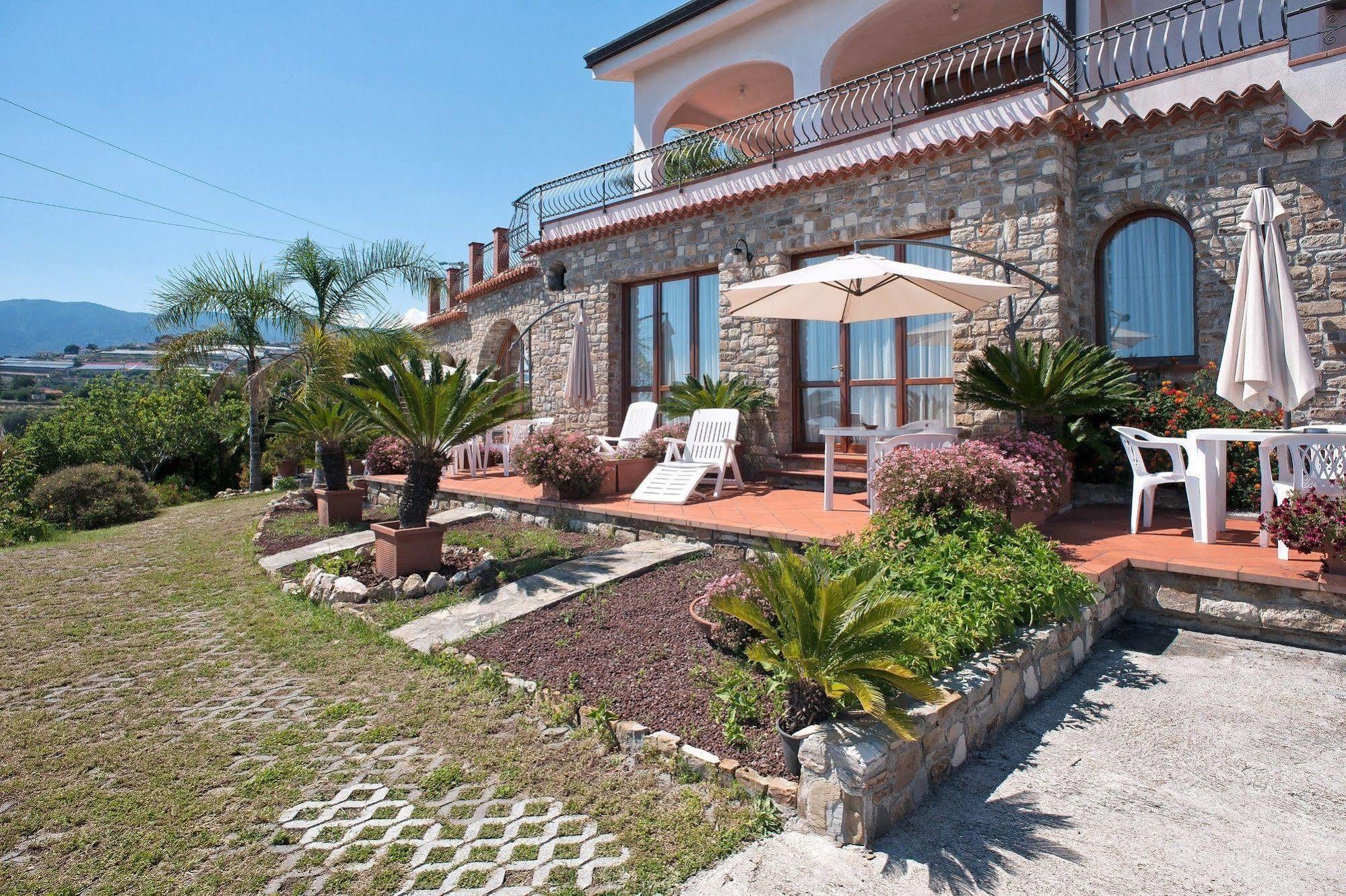 סנרמו Le Terrazze Appartamenti Vacanze מראה חיצוני תמונה