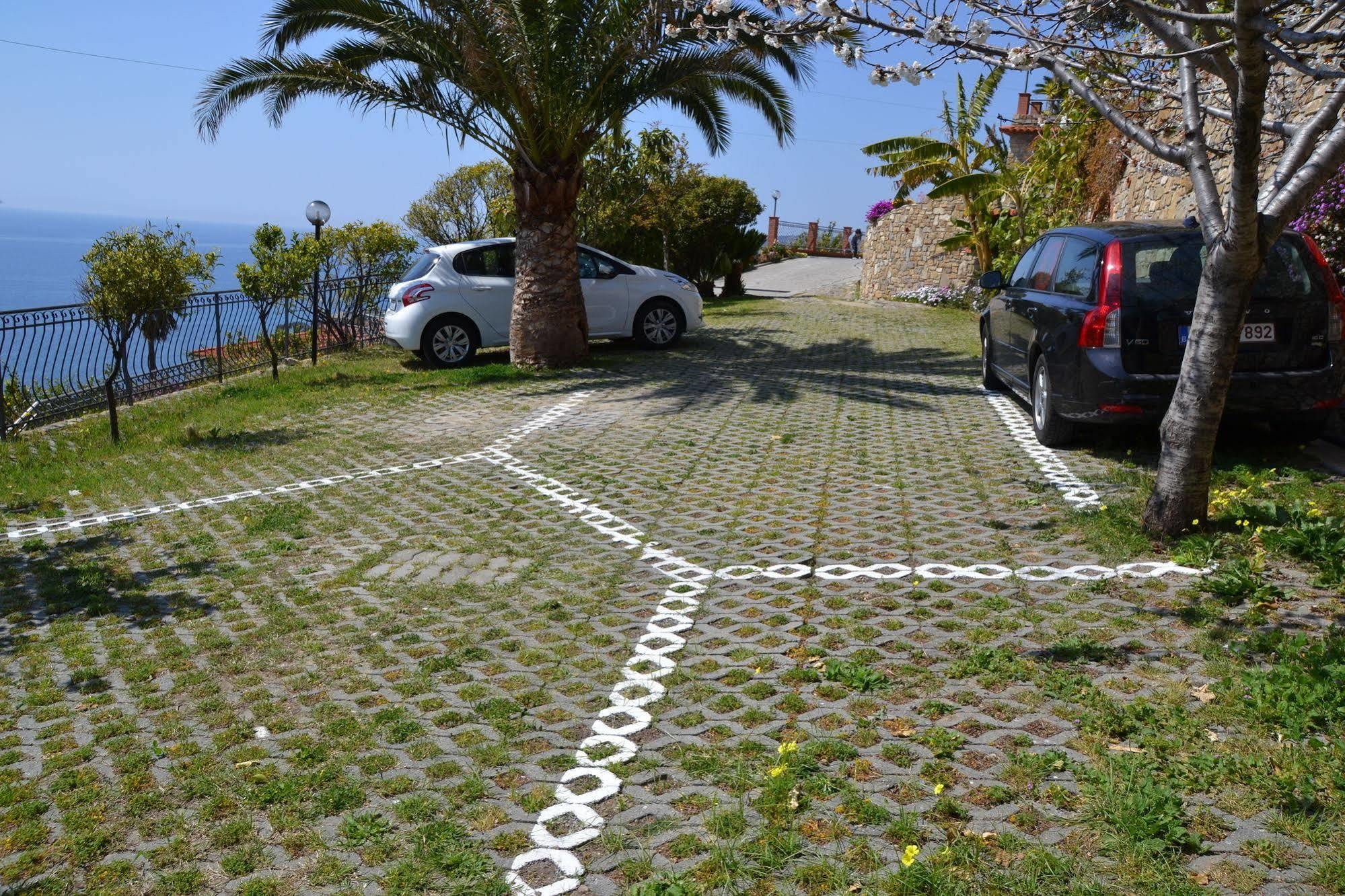 סנרמו Le Terrazze Appartamenti Vacanze מראה חיצוני תמונה