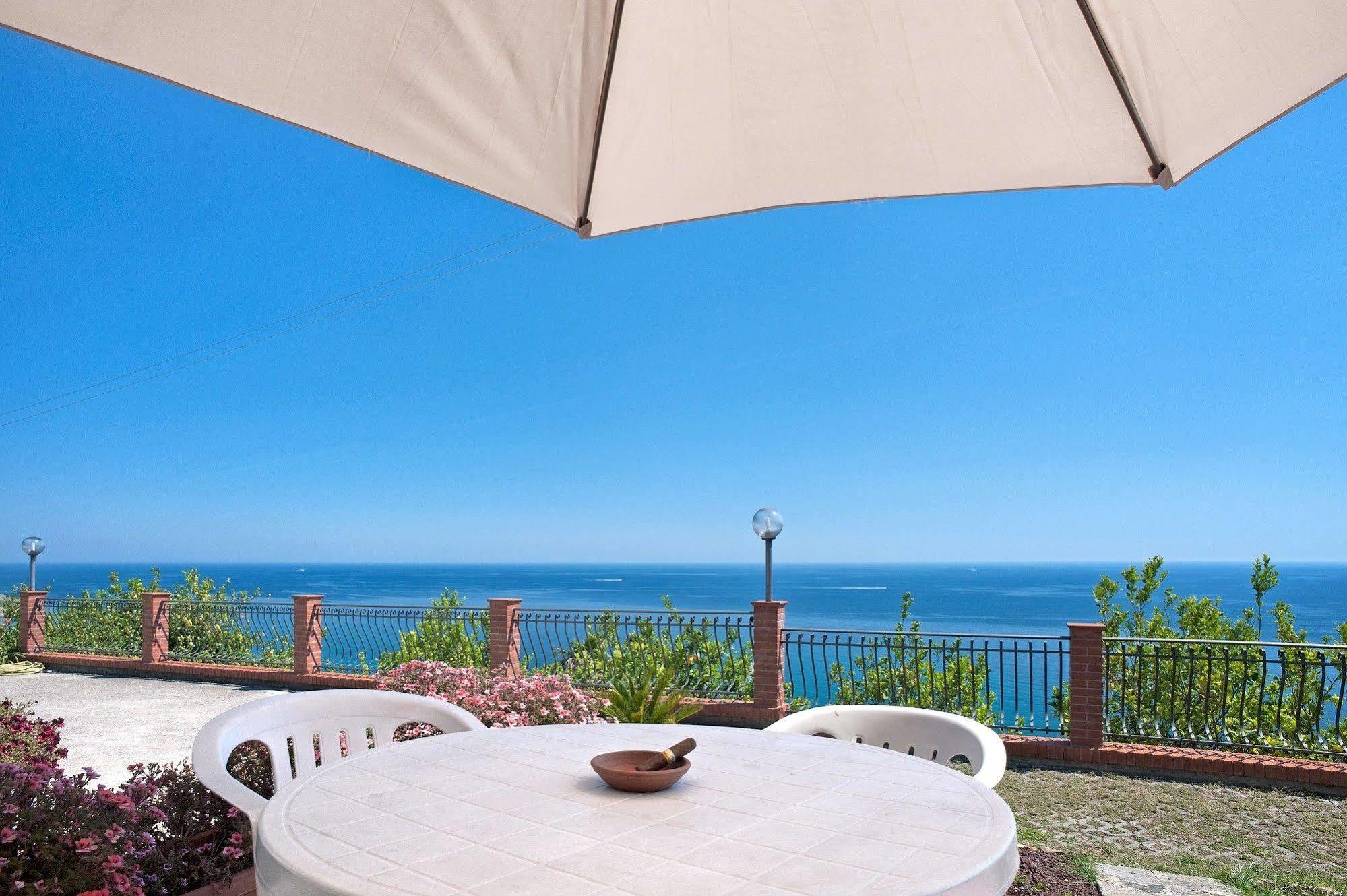 סנרמו Le Terrazze Appartamenti Vacanze מראה חיצוני תמונה