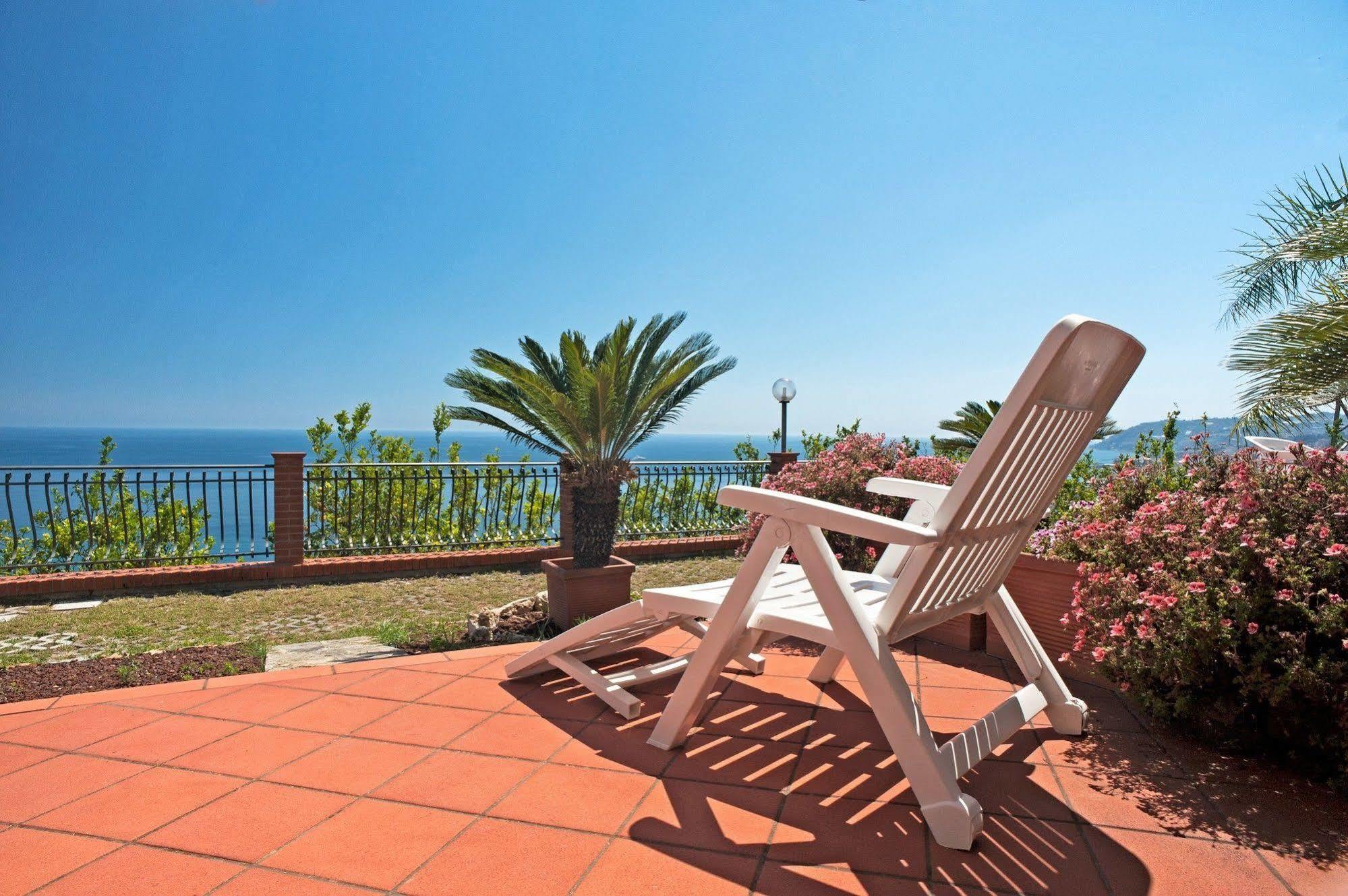 סנרמו Le Terrazze Appartamenti Vacanze מראה חיצוני תמונה